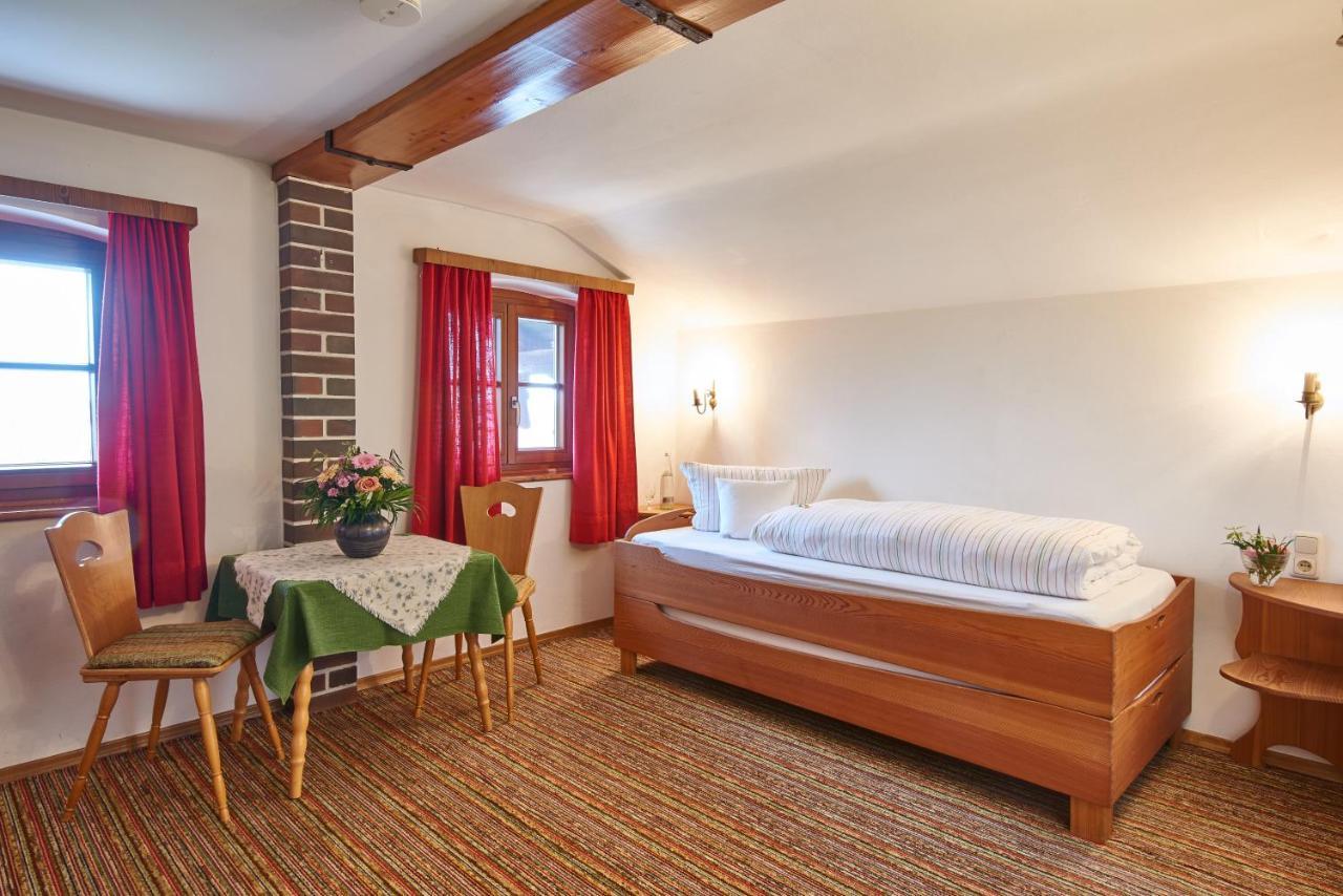 Alter Ziehbrunnen Hotel Bad Endorf Kültér fotó
