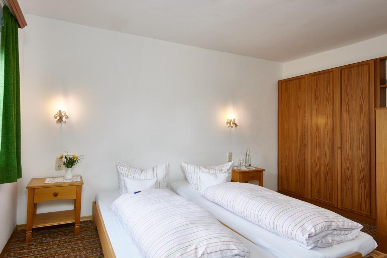 Alter Ziehbrunnen Hotel Bad Endorf Kültér fotó