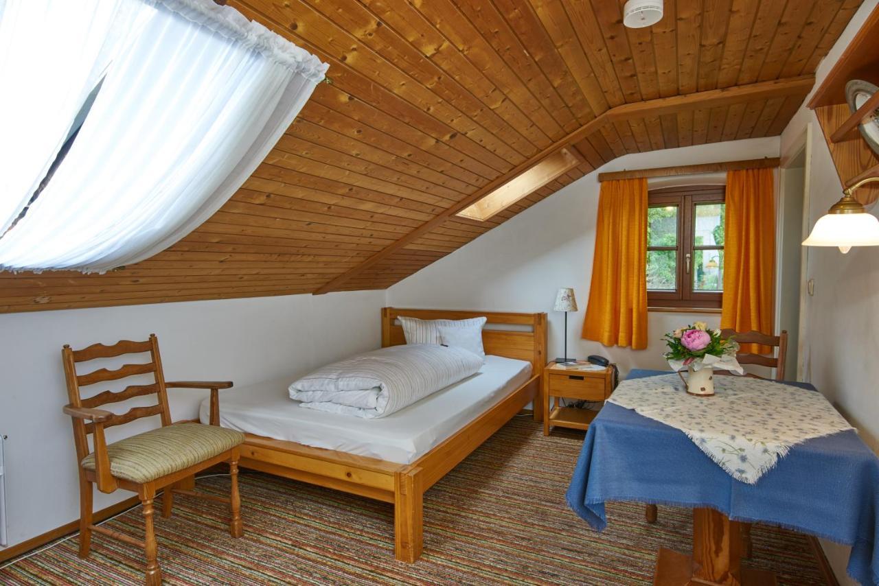 Alter Ziehbrunnen Hotel Bad Endorf Kültér fotó